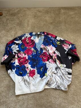 White House Black Market Blue, Pink & White Floral Top